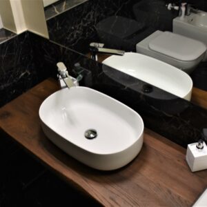 dettaglio 11 modello refined bath